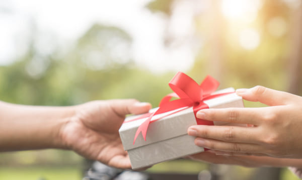 50代の女性へ贈る 心をつかむプレゼント術 大人の女性にふさわしいスマートなギフト特集 Giftpedia