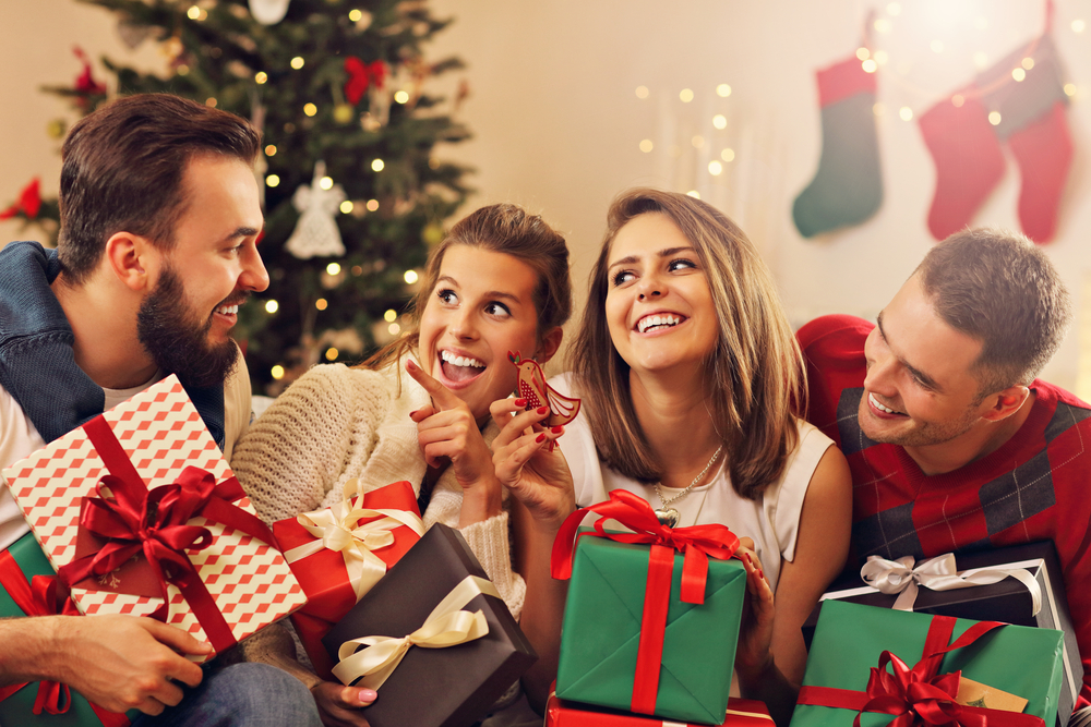 予算00円で選ぶ クリスマスに贈る男女に喜ばれる高見えプレゼント Giftpedia