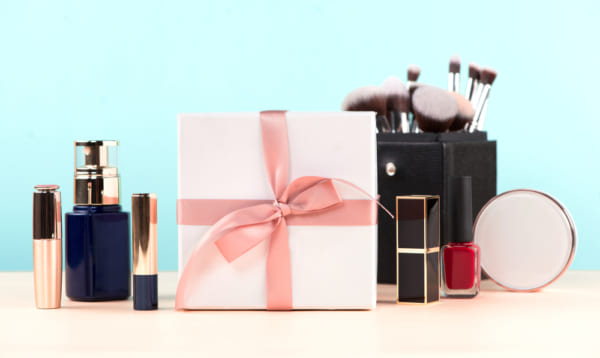 代向けコスメプレゼント 贈られて本当に嬉しかった化粧品ギフト50選はこれだった 人気ランキング21年徹底解明版 Giftpedia Byギフトモール アニー
