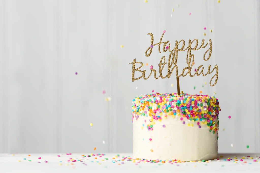 食べ切れるミニサイズ！特別な誕生日ケーキをお取り寄せしよう | Giftpedia byギフトモールアニー
