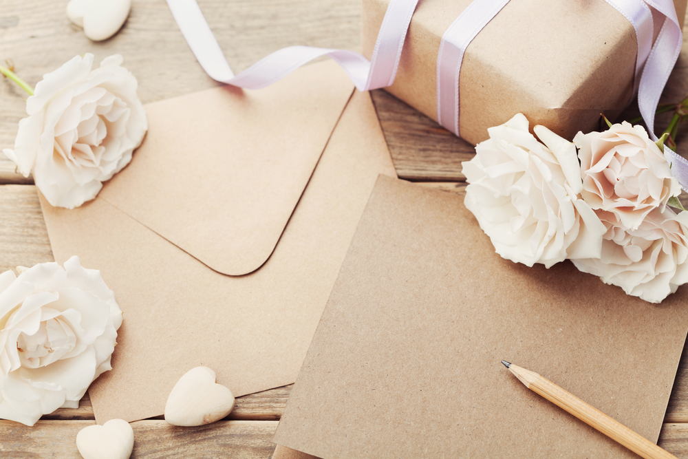 結婚祝いには想いを伝える寄せ書きがおすすめ 人気商品特集 Giftpedia