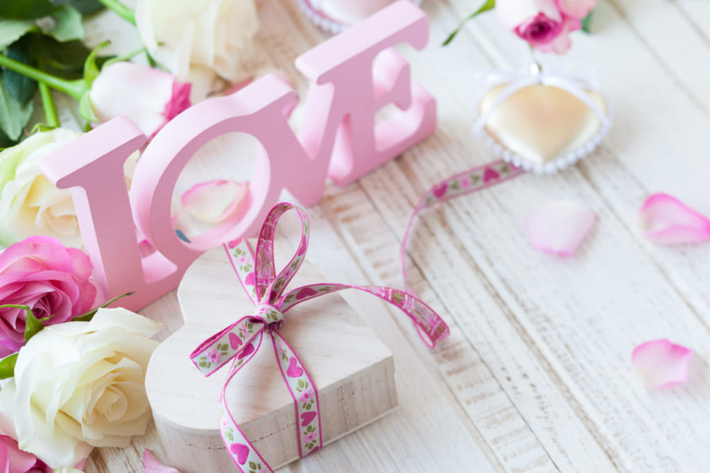 結婚記念日のお祝い 木婚式に夫婦の絆を深めるプレゼント特集 Giftpedia Byギフトモール アニー