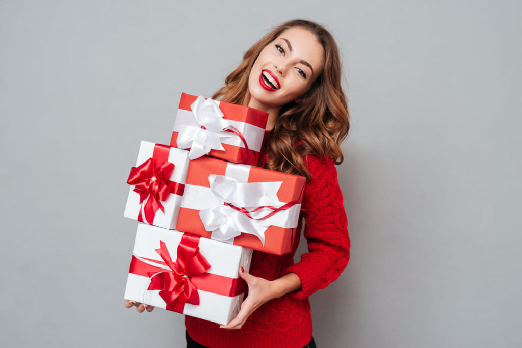 大学生の彼女へ 聖夜を間違いなく彩る最高のクリスマスプレゼント17選を紹介 Giftpedia Byギフトモール アニー