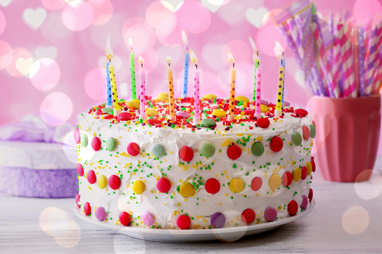 かわいい誕生日ケーキ 絶対に喜ばれるおすすめ人気ランキング30選
