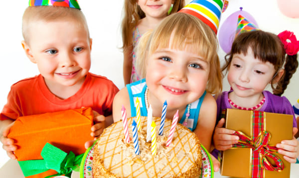 人気のキャラクター誕生日ケーキ お子様に絶対喜ばれるおすすめ人気ランキング27選 21年徹底解明版 Giftpedia