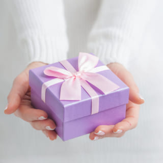 高校生に人気の誕生日プレゼント 女子 男子がもらって嬉しいものとは おすすめギフト30選 Giftpedia Byギフトモール アニー
