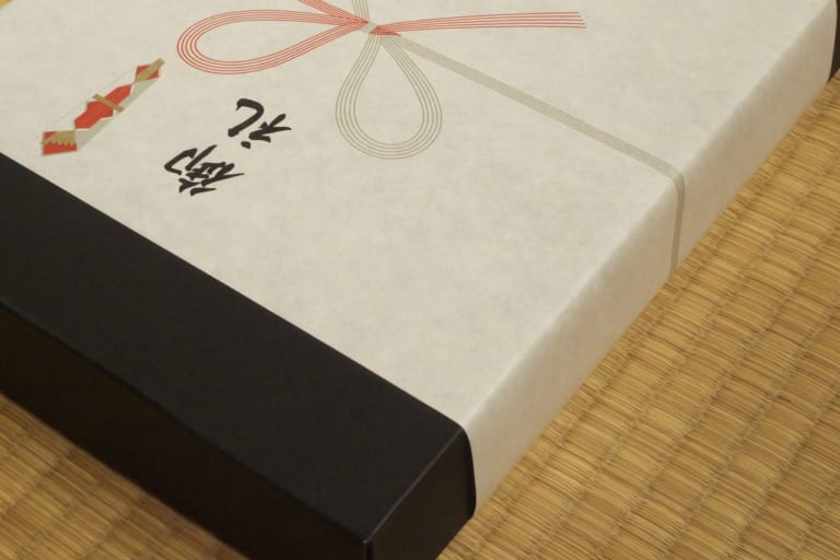 餞別のプレゼントで感謝を伝える|送別会・退職祝いにも贈れるアイテム33選&基本のマナーをチェック! | Giftpedia byギフトモール&アニー