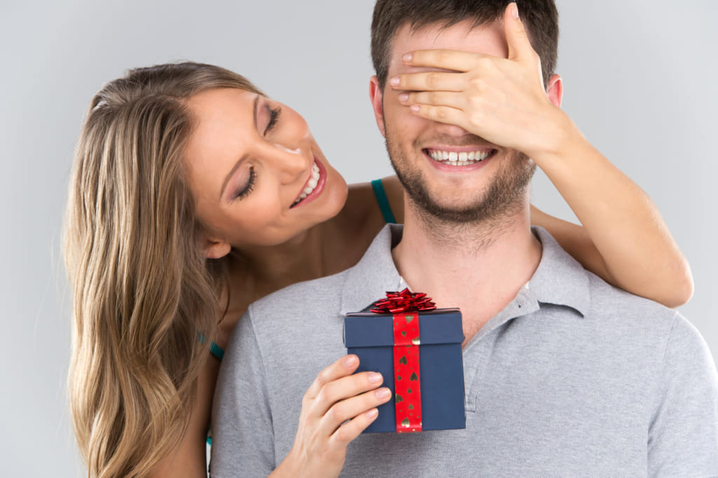 30代の彼氏が喜ぶ誕生日プレゼント 人気のアイテムや選び方のコツを紹介 Giftpedia Byギフトモール アニー