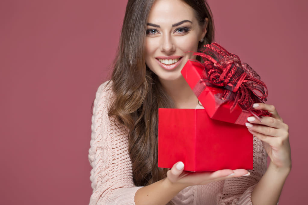 職場でプチサプライズ 代30代同僚女性に贈る誕生日プレゼント10選 Giftpedia Byギフトモール アニー