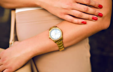 50代×時計】大人の女性にぴったりなブランド腕時計はコレ！【仕事 ...