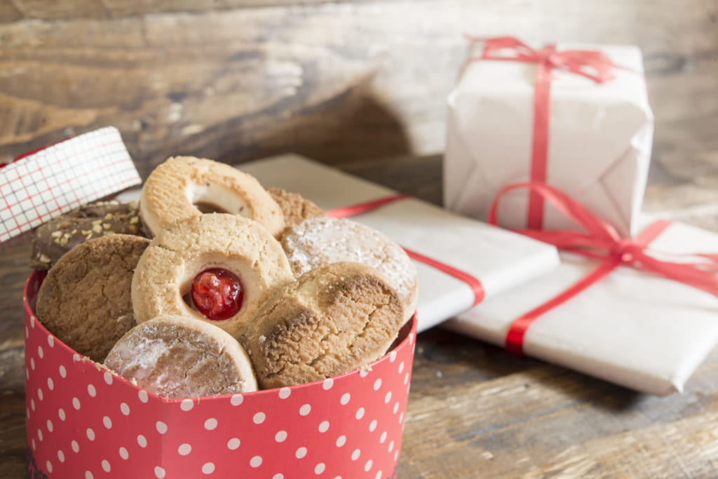 誕生日プレゼントに贈りたい【お菓子の詰め合わせ】！相手や季節に合わせた商品を紹介！ | Giftpedia byギフトモールアニー