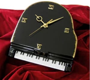 陶器製楽器掛け時計　ピアノ