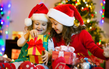 男女別 2歳の子に贈る長く愛用してもらえるクリスマスプレゼント Giftpedia Byギフトモール アニー