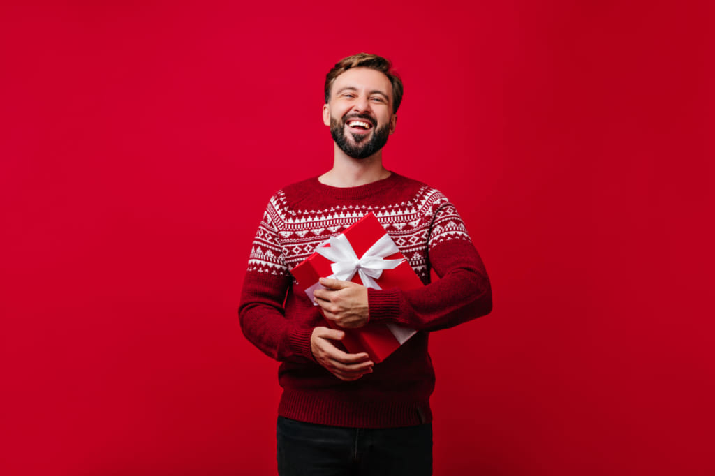 社会人の彼氏に贈るワンランク上のクリスマスプレゼント特集 相場や選び方と併せてご紹介 Giftpedia