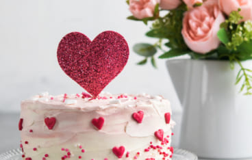 バレンタインの人気ケーキをご紹介 きっと喜ばれる30選 簡単ケーキレシピも Giftpedia Byギフトモール アニー