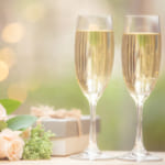 結婚祝いに贈るワインはどう選ぶ？おすすめワイン＆セット、合わせて贈りたいギフトもご紹介！