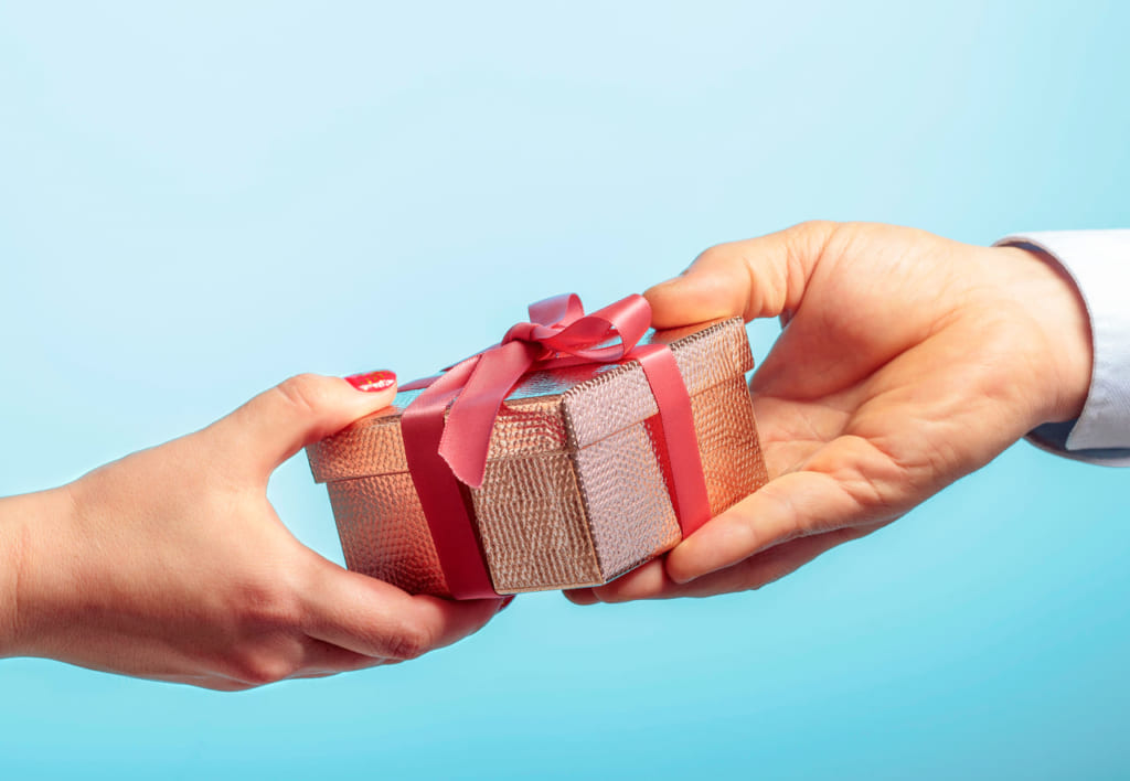 予算2万円で絶対喜ばれるプレゼント50選 男女別おしゃれなアイテム Giftpedia