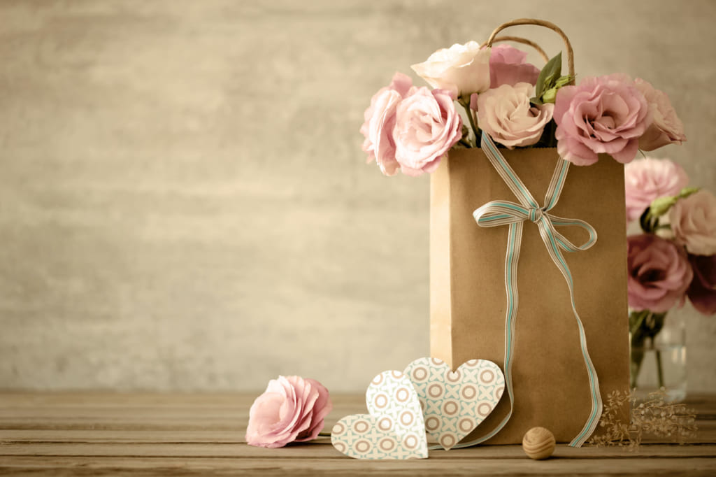 親友への結婚祝い もらって嬉しい 贈って喜ばれる人気プレゼント30選 Giftpedia Byギフトモール アニー