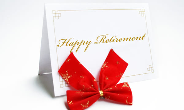 退職祝いはメッセージカードで感謝の気持ちを伝えよう 使えるメッセージ例文集 マナー おすすめギフトもご紹介 Giftpedia