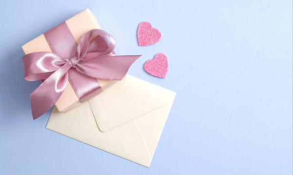 親戚にはどうする 結婚祝いの正しいお礼状の書き方とおすすめ内祝い特集 Giftpedia