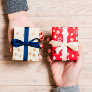 予算1500円前後 パーティのプレゼント交換が盛り上がるアイテムをチョイス Giftpedia Byギフトモール アニー