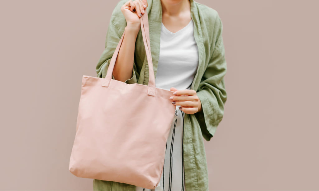通勤バッグにA4対応はマスト！いま買うべき人気のブランドバッグを大公開 | Giftpedia byギフトモールアニー