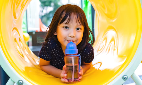 幼稚園・保育園で活躍する水筒15選｜入園祝いにもおすすめアイテム | Giftpedia byギフトモールアニー