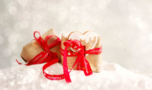 クリスマス前に金欠 彼氏を安いプレゼントで満足させたい 予算3000円 1000円程度 Giftpedia Byギフトモール アニー