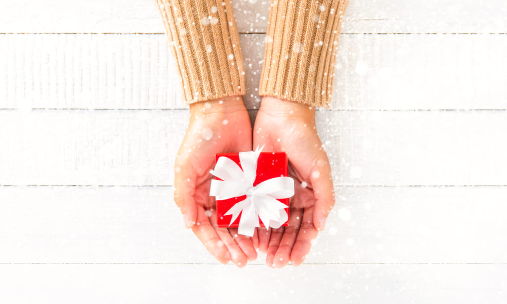 クリスマスはシャネルをプレゼントしたい！相手の心をつかむアイテム23選 | Giftpedia byギフトモールアニー